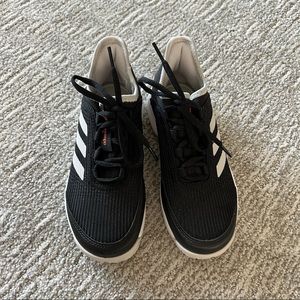 ✨New✨Kids Adidas Tennis shoes size 1